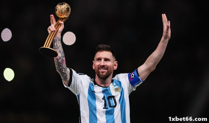 Lionel Messi (358 구조적 단계)