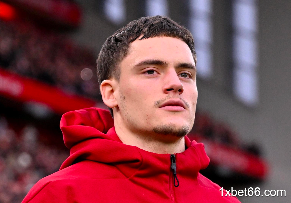 플로리안 비르츠 – 바이어 레버쿠젠